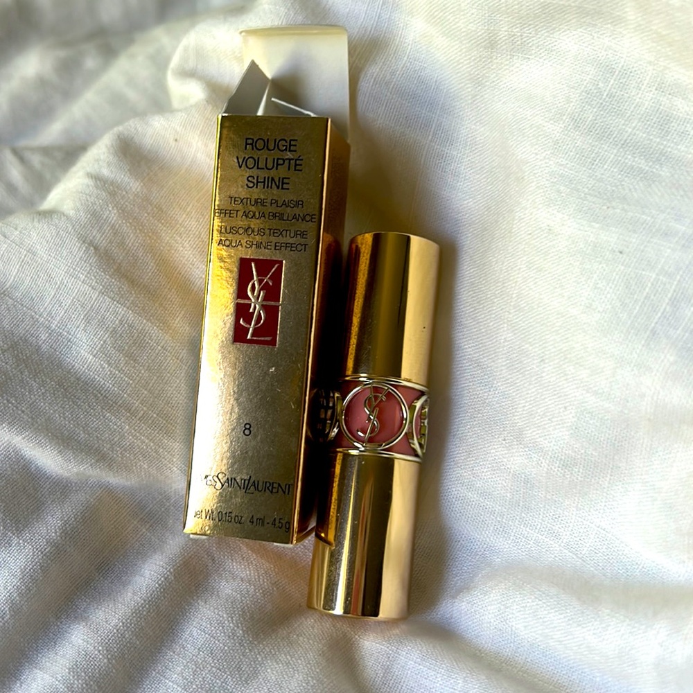YSL Rouge Volupte Shine in #8 Pink In Confidence